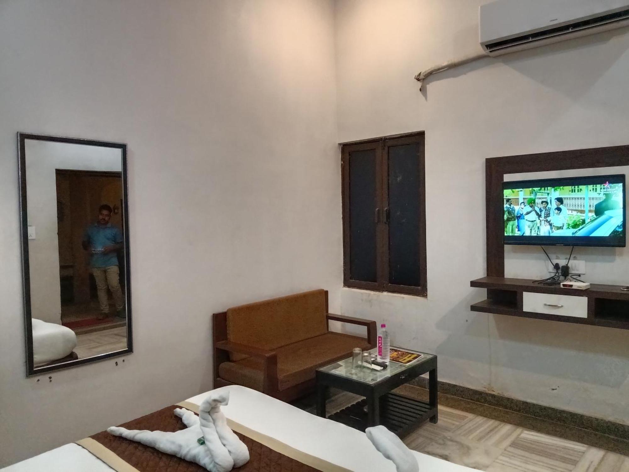 Hotel Mewad Haveli بوشكار المظهر الخارجي الصورة