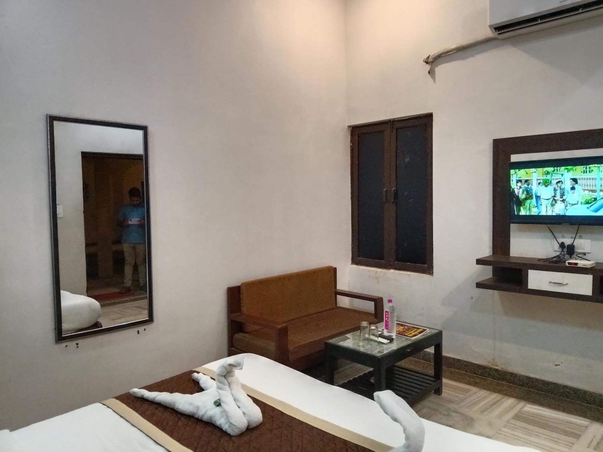 Hotel Mewad Haveli بوشكار المظهر الخارجي الصورة